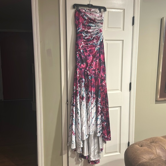 Stunning Cache Satin Floral Gown strapless with asymmetric lines train pink teal - Picture 1 of 11